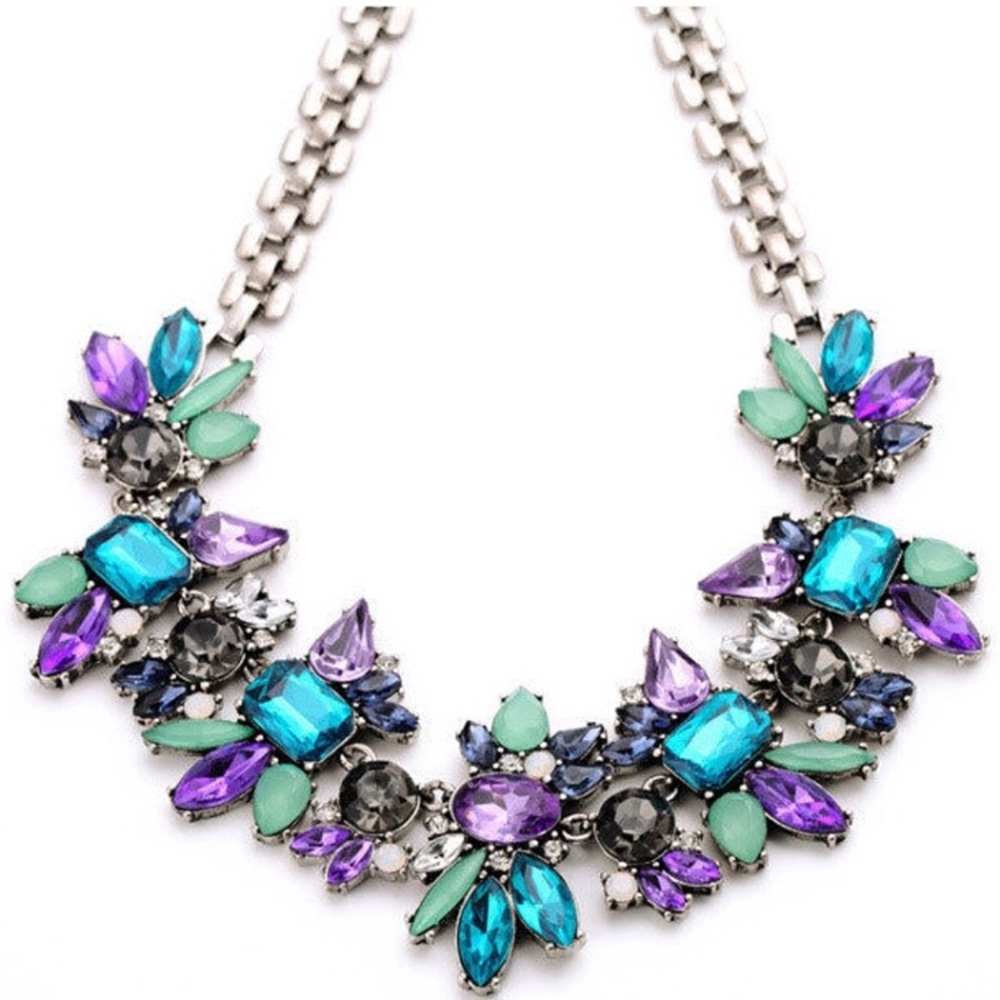 NEW!💙💎💜GORGEOUS! STATEMENT NECKLACE!💜💎💙LOVE! - Picture 2 of 8